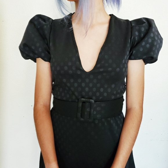 black puffy short dress